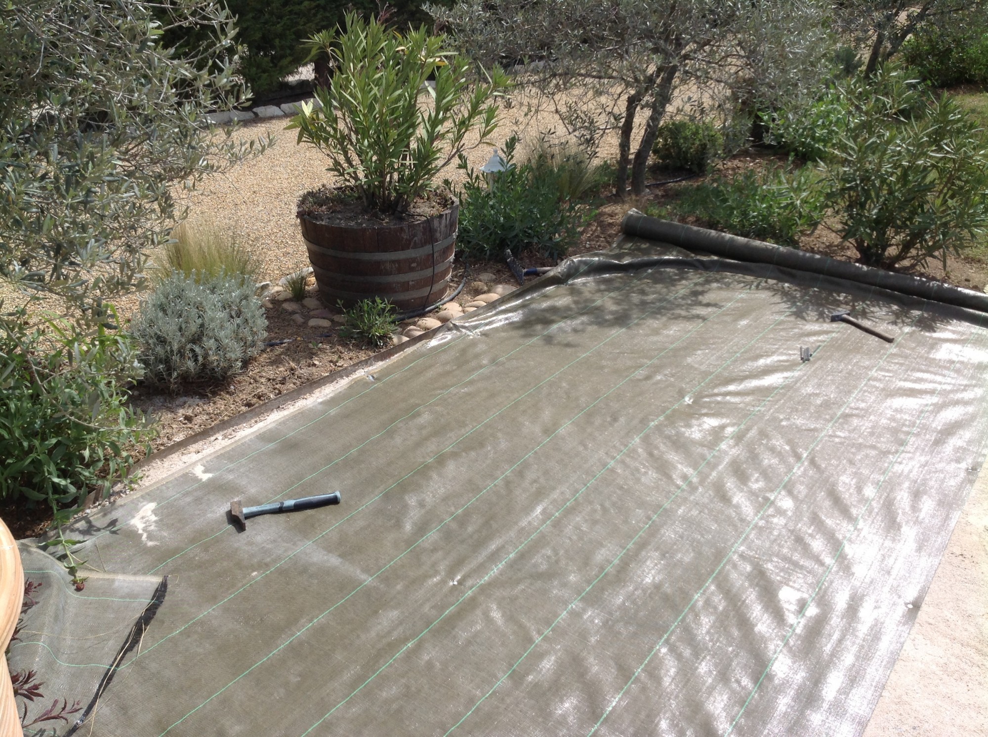 poseurs de gazon synthétique dans les Bouches du Rhône